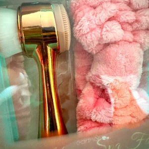 NOT FOR SALE! AT HOME SPA FACIAL